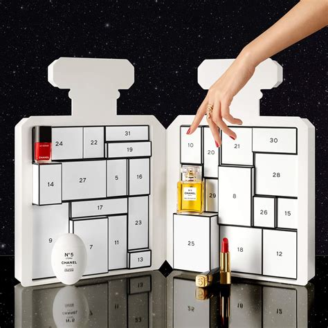 adventkalender chanel|Chanel advent calendar 2021 contents.